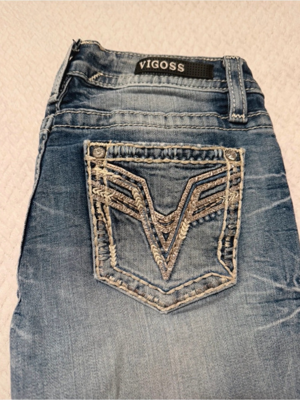 Vigoss Women's Light Blue Embroidered Back Pocket Skinny Jeans